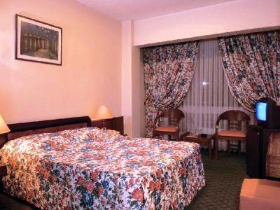 Yumukoglu Hotel Измир Экстерьер фото